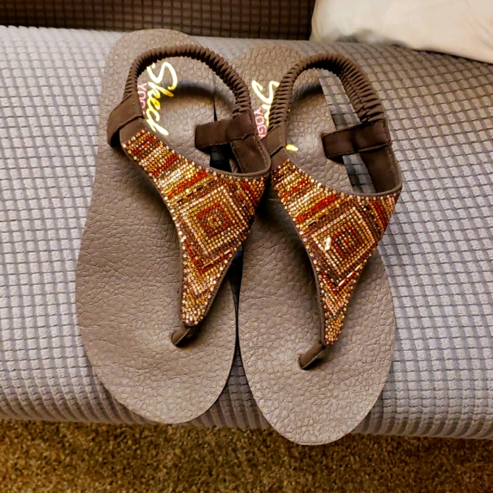 Sketches yoga foam sandels